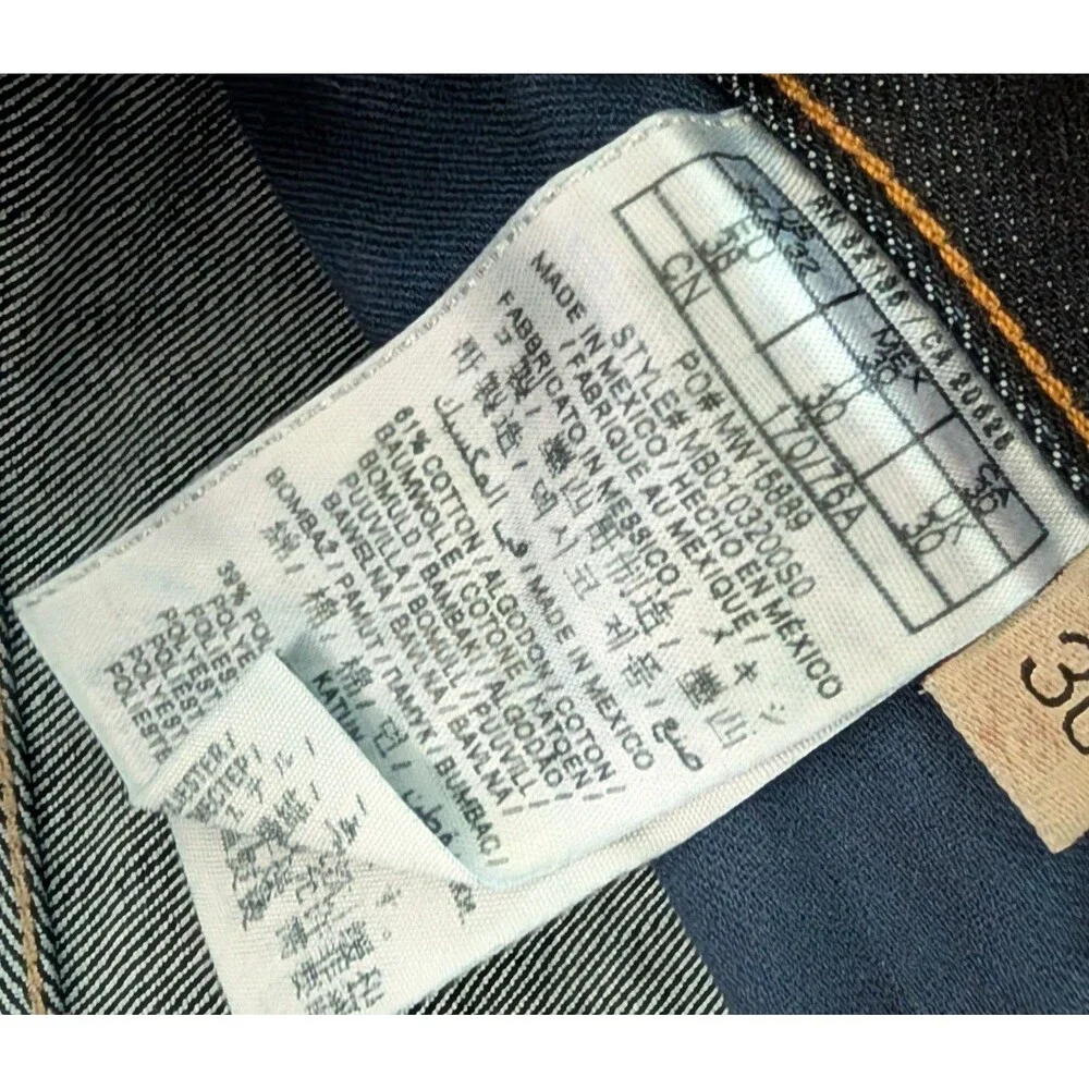 GUESS Men’s 30  32 X 34 Regular Boot Falcon Dark Wash Jeans Cotton 5-Pocket NWT
